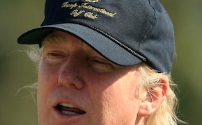 Donald Trump - Golfing